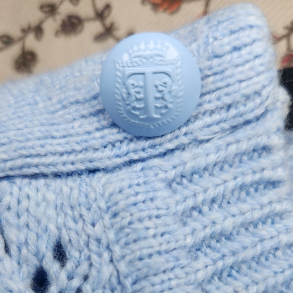 Talbots Women's Light Blue Knitted Poncho/Shawl - Picture 3 of 5